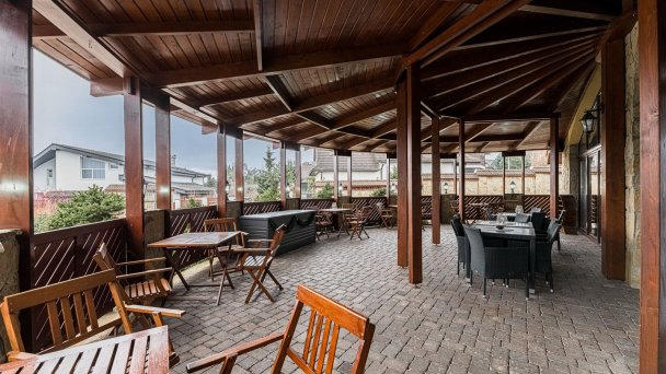 Hotel Amalia *** + Nová Lesná 53