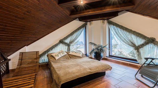 Hotel Amalia *** + Nová Lesná 43