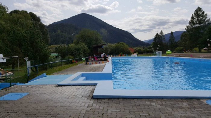 Naturalny letni basen Makovica