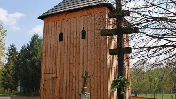 Kościół św. Michala Archanjela Ladomirová 3 źródło: https://sk.wikipedia.org/wiki/Chr%C3%A1m_sv%C3%A4t%C3%A9ho_Michala_archanjela_(Ladomirov%C3%A1)