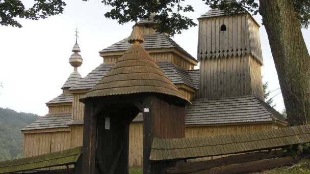 Kościół św. Mikołaja 2 Autor: Peter Zelizňak źródło: https://slovenskycestovatel.sk/item/chram-sv-mikulasa-bodruzal Kościół św. Mikołaja 2 Autor: Peter Zelizňak źródło: https://slovenskycestovatel.sk/item/chram-sv-mikulasa-bodruzal