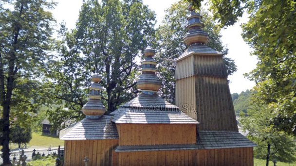 Drewniana Świątynia Ochrony Presv. Burmistrzowie Hunkovce 2 źródło: https://www.muzeum.sk/dreveny-kostol-hunkovce.html
