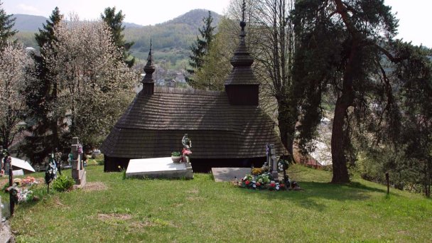 Kościół św. Michał Archanioł Inovec 5 źródło: https://sk.wikipedia.org/wiki/Chr%C3%A1m_sv%C3%A4t%C3%A9ho_Michala_archanjela_(Inovce)