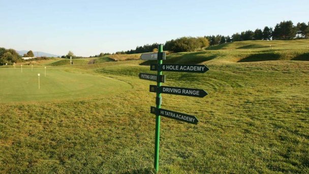 Pole golfowe, Klub golfowy Bojnice 3