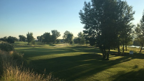 Trenczyńskie pole golfowe 4 Trenczyńskie pole golfowe 4