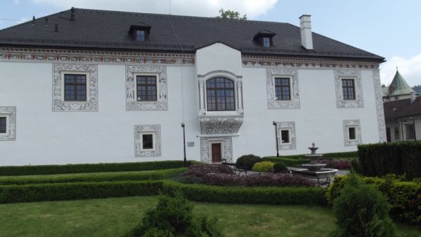 Bytčiansky zámok Autor: hrady-zamky.sk źródło: https://www.hrady-zamky.sk/obrazky/bytciansky-zamok/bytciansky-zamok20.jpg