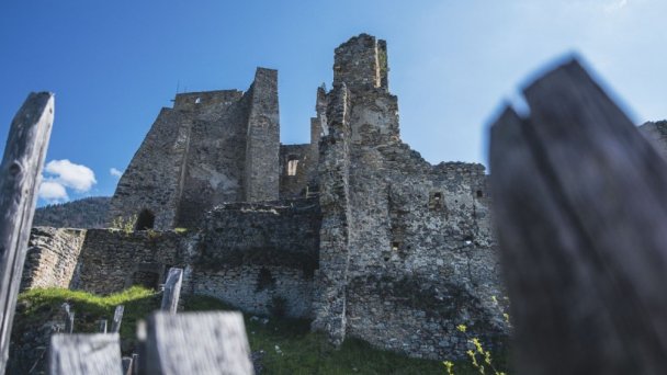 Zamek Likava 6