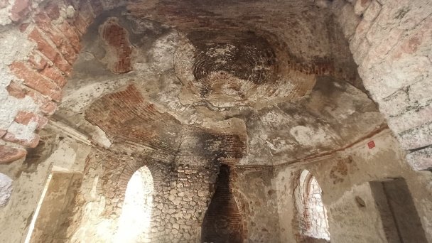 Letohrádok Babylon Autor: Facebook źródło: https://scontent.fbts7-1.fna.fbcdn.net/v/t1.0-9/95845980_2766930686751064_1017803529986768896_o.jpg?_nc_cat=102&ccb=2&_nc_sid=825194&_nc_ohc=nlJcpZb3ZYoAX-7BoGt&_nc_ht=scontent.fbts7-1.fna&oh=d80d7040877ff4eda763012e6f134bf3&oe=5FF18409 Letohrádok Babylon Autor: Facebook źródło: https://scontent.fbts7-1.fna.fbcdn.net/v/t1.0-9/95845980_2766930686751064_1017803529986768896_o.jpg?_nc_cat=102&ccb=2&_nc_sid=825194&_nc_ohc=nlJcpZb3ZYoAX-7BoGt&_nc_ht=scontent.fbts7-1.fna&oh=d80d7040877ff4eda763012e6f134bf3&oe=5FF18409
