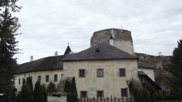 Hrad Liptovský Hrádok Autor: J.Stefanek, hrady-zamky.sk źródło: https://www.hrady-zamky.sk/obrazky/liptovsky-hradok/liptovsky-hradok3.jpg Hrad Liptovský Hrádok Autor: J.Stefanek, hrady-zamky.sk źródło: https://www.hrady-zamky.sk/obrazky/liptovsky-hradok/liptovsky-hradok3.jpg