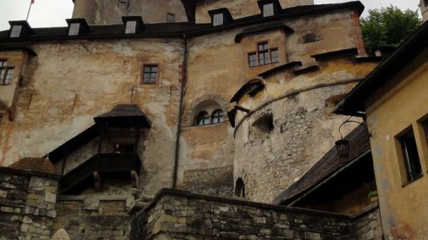 Oravský hrad Autor: Jan Kaláb źródło: https://www.flickr.com/photos/pitel/9374771369/in/photolist-XmptDr-Xmptqk-fhq9V8-fhEqch-fhq9NP-fhq9Hv-fhq9Lp-fhq9Tn-fhEqd5-fhEqeY-fhq9DT-fhEqf9-fhEqeJ-fhEq2b-fhq9Gz-vYMfQw-vYM6LE-wfJHWE-vjnjmm-vYM4Es-wgPPWZ-vjvUmi-vYTJtr-wgQ3pz
