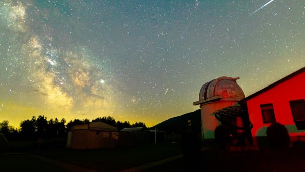 Astronomické observatórium na Kolonickom sedle 2 Autor: SPACE :: LAB źródło: https://scontent-vie1-1.xx.fbcdn.net/v/t1.0-0/p640x640/64999354_655232181570817_719569401908559872_o.jpg?_nc_cat=102&_nc_sid=8024bb&_nc_oc=AQkhaiHler2qkAAxZnVmf6zo7Ug8PI1dLfZwKDcF7dpMDhlws19QCVhn5yu-7oLcfNY&_nc_ht=scontent-vie1-1.xx&_nc_tp=6&oh=9cf2c6e4edcadacc20d18280d7aa620a&oe=5ECD1989