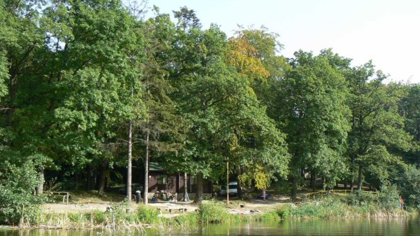 Jezioro Izrael 2 źródło: https://sk.wikipedia.org/wiki/Izra_(jazero)