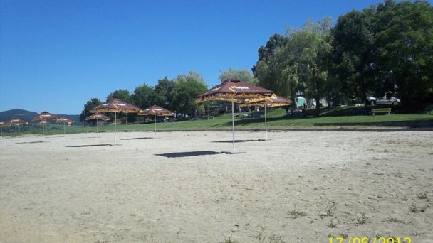 Zbiornik wodny Teply vrch 3 źródło: https://www.travelguide.sk/svk/turisticke-zaujimavosti/vodna-nadrz-teply-vrch_270_1.html