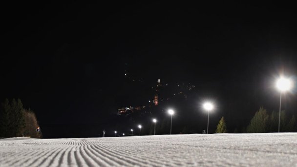 TOLL SKI &amp; FUN 3