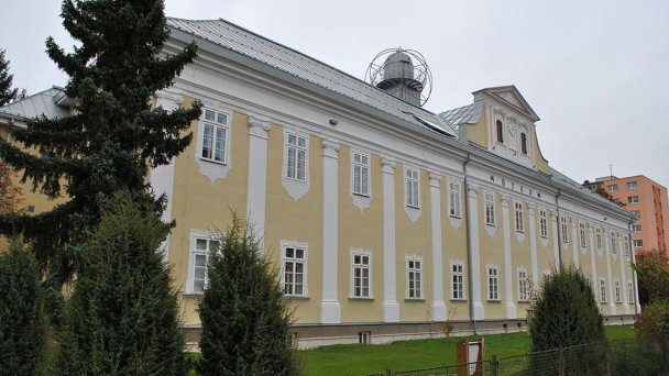 Słowackie Muzeum Ochrony Przyrody i Speleologii 5 Autor: https://sk.wikipedia.org/wiki/Súbor:Liptovský_Mikuláš_-_Jezuitský_kláštor_-_Slovenské_múzeum_ochrany_prírody_a_jaskyniarstva.JPG