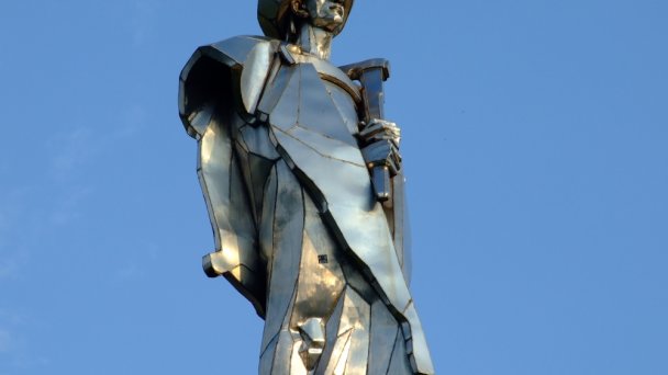 Socha Juraja Jnošíka Autor: Robert.BlueSky źródło: https://www.flickr.com/photos/robert-bluesky/36177908853/sizes/l/