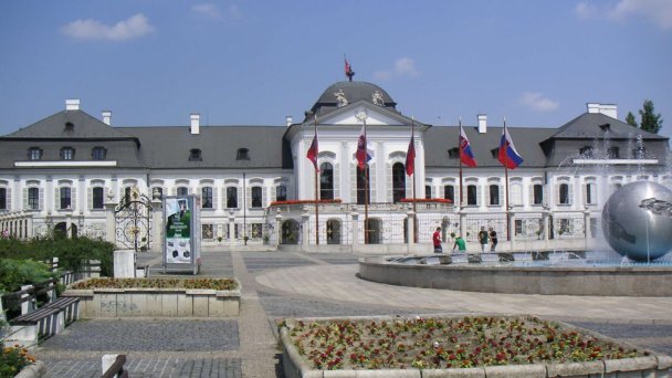 Ogród Prezydencki (Grasalkovič) Bratysława 3 źródło: https://sk.wikipedia.org/wiki/Grasalkovi%C4%8Dov_pal%C3%A1c