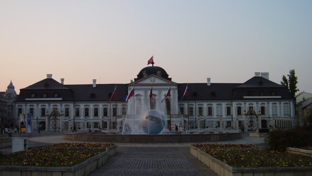 Ogród Prezydencki (Grasalkovič) Bratysława 4 źródło: https://sk.wikipedia.org/wiki/Grasalkovi%C4%8Dov_pal%C3%A1c