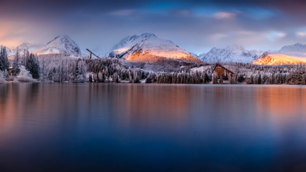 Jezioro Szczyrbskie Pleso 3 Autor: Jozef Mačutek