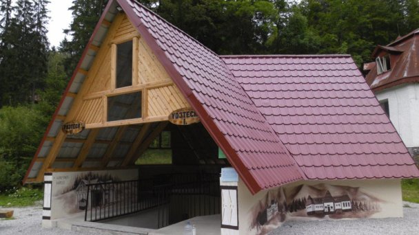 Koryto lecznicze źródła 3 Autor: ĽUBICA KUBIŠOVÁ źródło: https://myliptov.sme.sk/c/8239834/navsteva-korytnice-prijemne-prekvapila.html#storm_gallery_92905