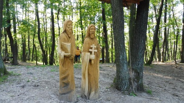 Hradisko Valy Bojná Autor: Facebook źródło: https://scontent.fbts7-1.fna.fbcdn.net/v/t1.0-9/71384552_1648567158606538_2265544026860027904_o.jpg?_nc_cat=110&ccb=2&_nc_sid=b9115d&_nc_ohc=Pl9yEC4hg0sAX_ejv_3&_nc_ht=scontent.fbts7-1.fna&oh=38e34172c9b199d605a9bf64bac327cc&oe=5FF3F1C3