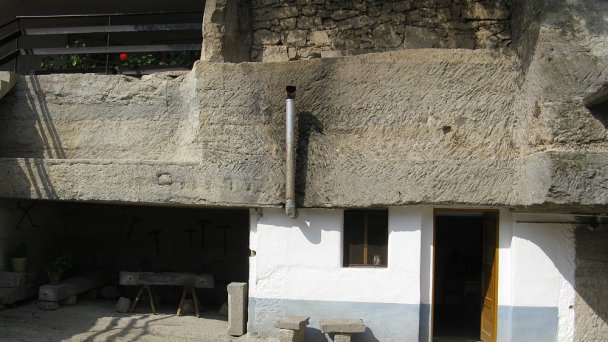 Skalné obydlia Brhlovce Autor: Lubomir.borovic źródło: https://upload.wikimedia.org/wikipedia/commons/1/1b/Brhlovce_IMG_2405.JPG