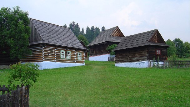 Skanzen Stará Ľubovňa Autor: Kristo źródło: https://upload.wikimedia.org/wikipedia/commons/c/cb/Lubovna_museum_II.jpg