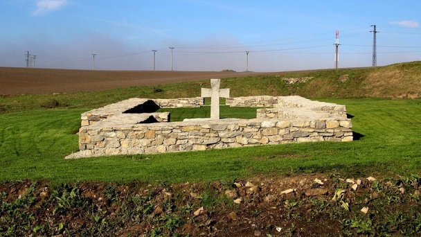 Archeologické nálezisko Šoldov Autor: Facebook źródło: https://scontent.fbts7-1.fna.fbcdn.net/v/t1.0-9/38160618_1804875572925951_1336493706827530240_o.jpg?_nc_cat=109&ccb=2&_nc_sid=730e14&_nc_ohc=MyvJnKIvFvcAX8Hwdfp&_nc_ht=scontent.fbts7-1.fna&oh=60a9ff9e664ee5566247da61de17dd64&oe=5FF4E383