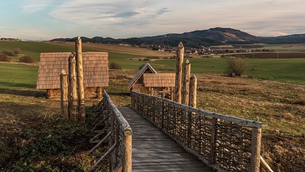 Archeologické nálezisko Šoldov Autor: Facebook źródło: https://scontent.fbts7-1.fna.fbcdn.net/v/t1.0-9/81533527_10214221646846792_1772194830219214848_o.jpg?_nc_cat=104&ccb=2&_nc_sid=b9115d&_nc_ohc=qhtsSuHfhFwAX95j9en&_nc_ht=scontent.fbts7-1.fna&oh=fa98253ffb9ccba88736d53d383fa059&oe=5FF2350E