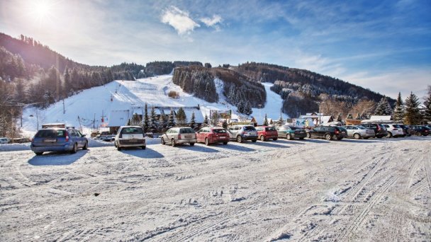 TOLL SKI &amp; FUN 7