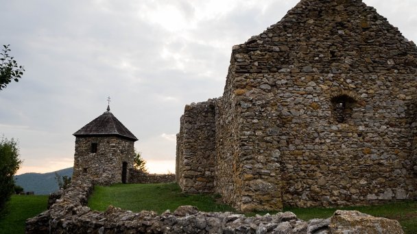 Husitský kostolík v Lúčke Autor: David Raška źródło: https://upload.wikimedia.org/wikipedia/commons/2/2d/L%C3%BA%C4%8Dka2.jpg