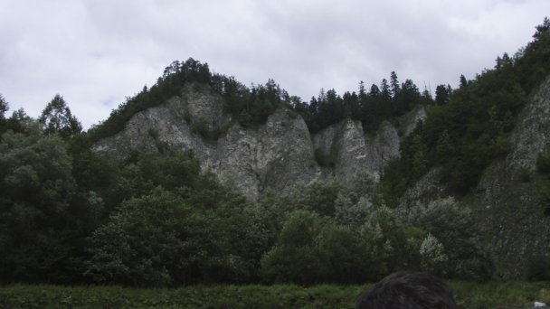 Spływ Dunajcem 4 źródło: https://www.mutton.sk/slo/service/rafting-dunajec