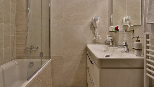 Hotel Alžbeta *** Bardejovské Kúpele 14