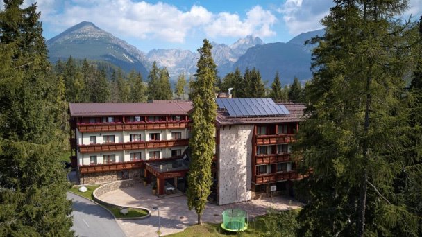 Wellness hotel Borovica ****  Szczyrbskie Jezioro 17