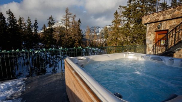 Wellness hotel Borovica ****  Szczyrbskie Jezioro 27