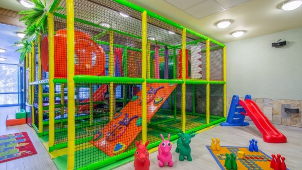 Wellness hotel Borovica ****  Szczyrbskie Jezioro 5
