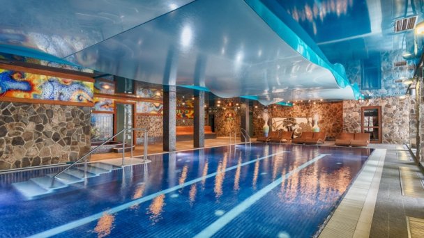 Wellness hotel Borovica ****  Szczyrbskie Jezioro 81