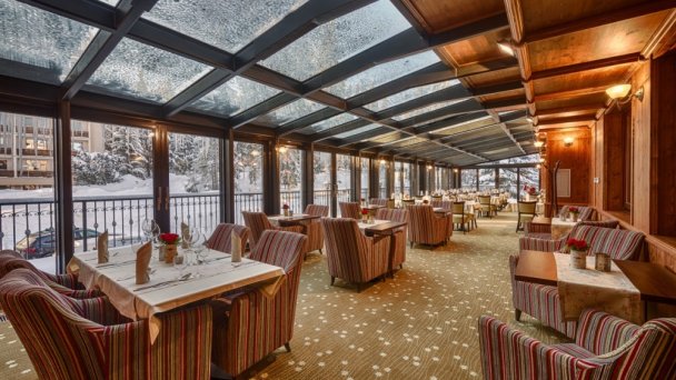 Wellness hotel Borovica ****  Szczyrbskie Jezioro 77