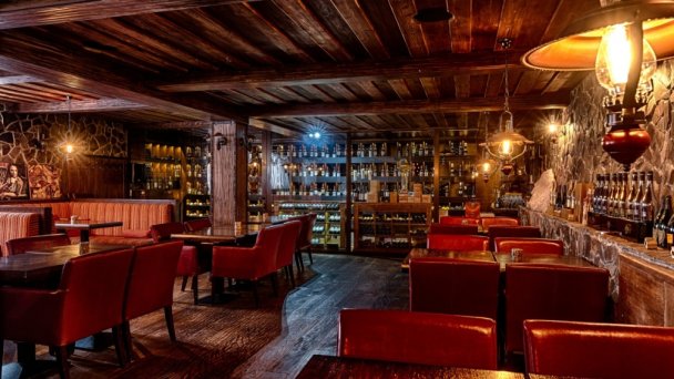 Wellness hotel Borovica ****  Szczyrbskie Jezioro 78