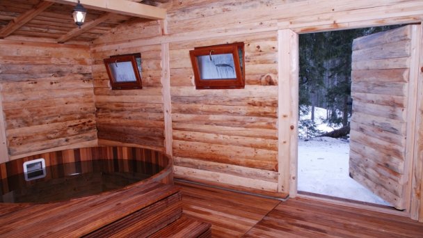 Wellness hotel Borovica ****  Szczyrbskie Jezioro 92