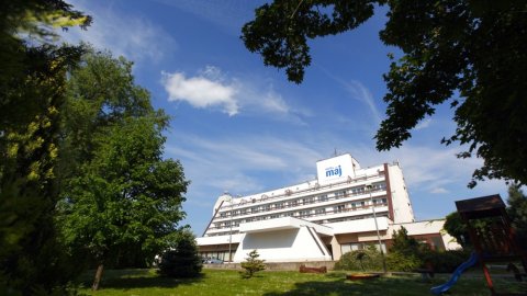 Hotel Máj *** Pieszczany