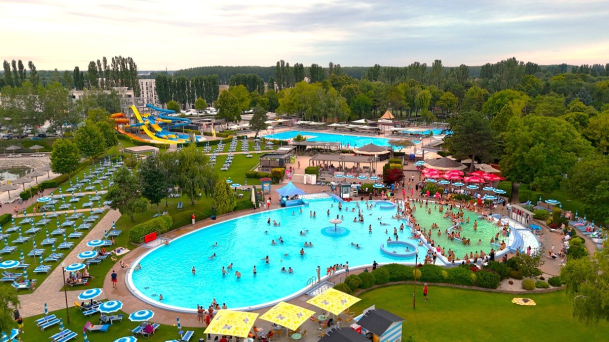 Thermalpark Classic z obiadokolacją i wejściem na baseny kryte i zewnętrzne 1