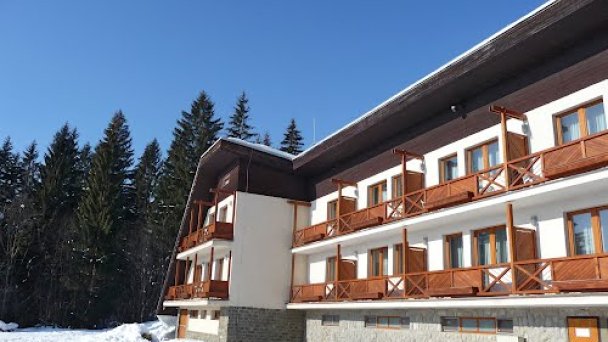 Hotel Golf *** Tale 8