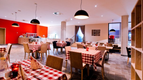 Salamandra Hotel **** Hodruša-Hámre 32