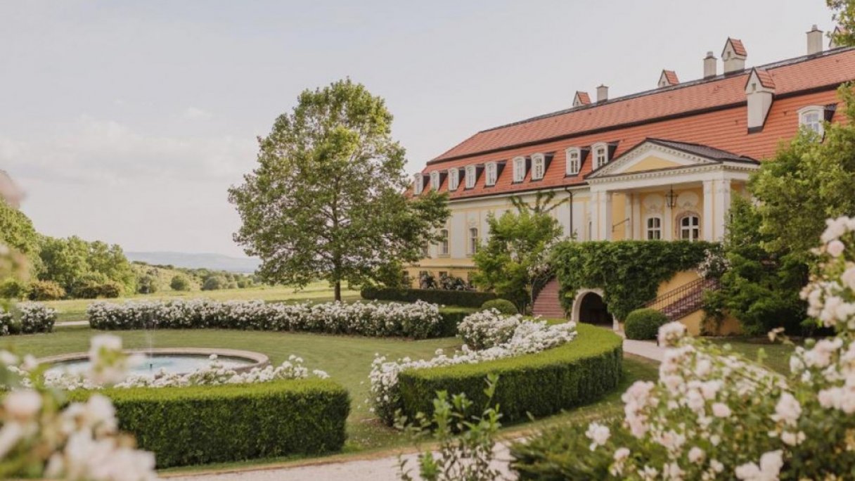 Hotel Château **** Belá - Štúrovo 1