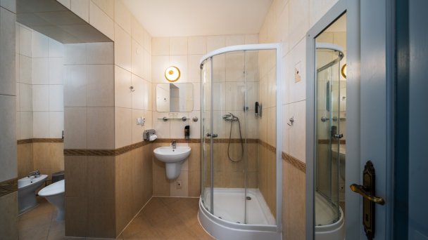 Hotel Most Slávy *** Trenczańskie Teplice 19