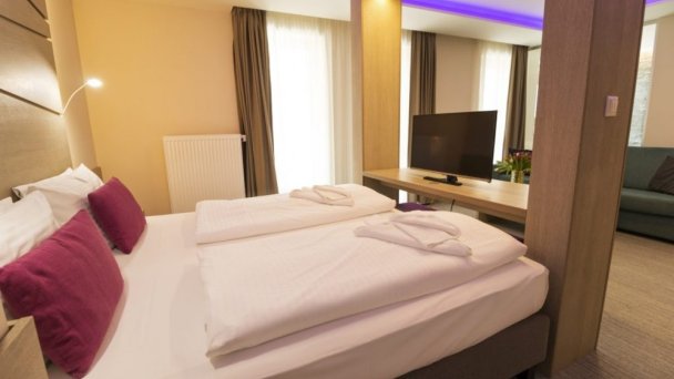 Hotel Thermal Varga *** Wielki Meder 89