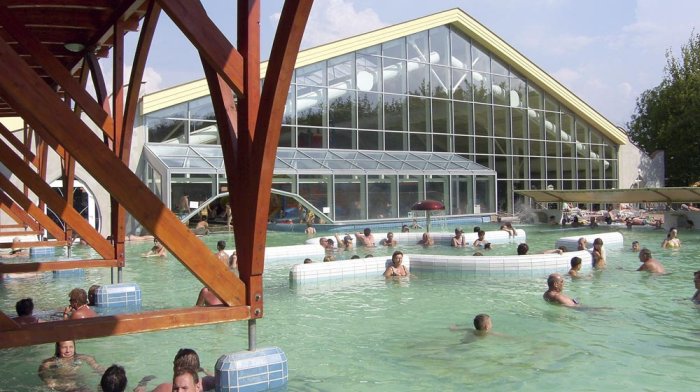 Zrelaksuj się w Hotelu Elenka: Twoja oaza dobrego samopoczucia o każdej porze roku