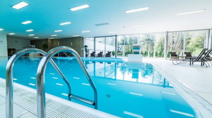 Letni restart wellness w Pieszczanach: Masaże, okłady i świat sauny w cenie pobytu