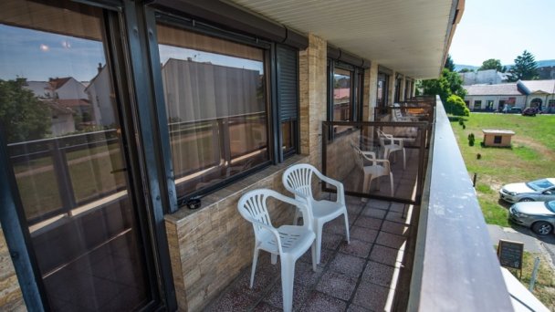 Hotel Satelit *** Pieszczany 12